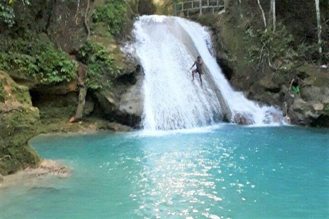 Dunn's Falls and Blue Hole Daytrip with Lunch from Montego Bay & Trelawny - Getting Picked Up in Montego Bay and Trelawny