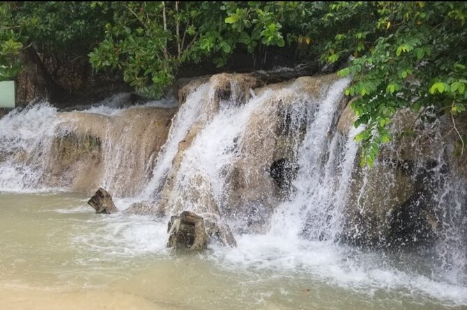 Dunn's River Fall's - What you need to pay for: entry fee, water shoes, towels, and lunch