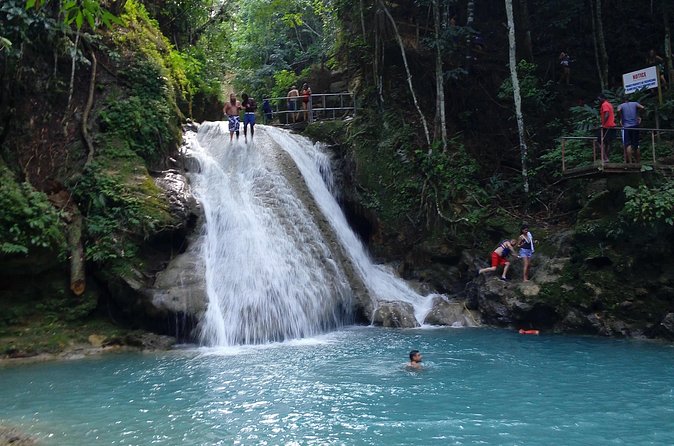 Dunn's River Falls - Why the Driver Experience Makes a Difference