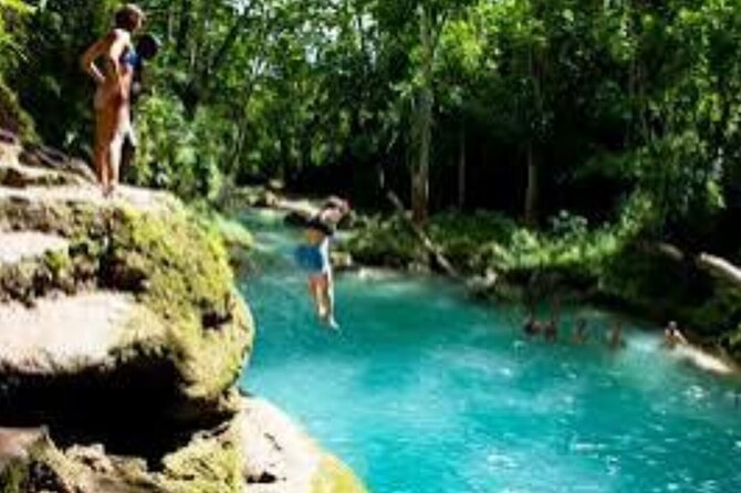 Dunn's River Falls and Blue Hole Secret Falls Combo Daytrip - Group size and pacing: why private matters on a water day