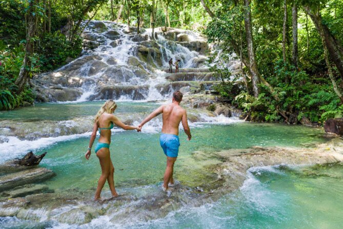 Dunn's River Falls and Bob Marley Mausoleum - What to pack so Dunn’s River feels fun, not stressful