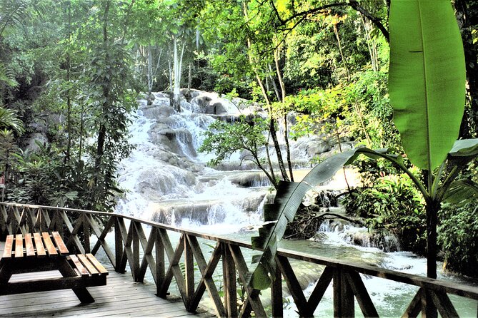 Dunn's River Falls and Ocho Rios Shopping Tour from Runaway Bay - Transport From Runaway Bay, Time on the Bus and Seat Reality