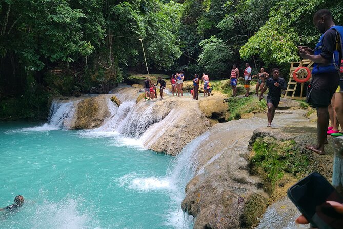 Dunn's River Falls & Blue Hole from Montego Bay or Falmouth - Dunn’s River Falls and Park: climbing Las Chorreras and picking your pace