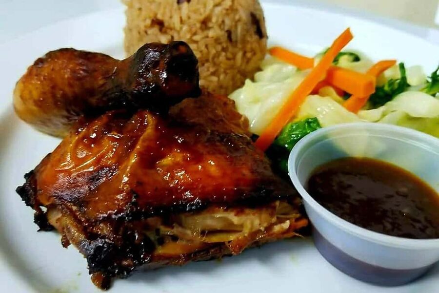 Dunn's River Falls, Bob Marley 9 Mile - Optional Lagoon Tour - Joe James Restaurant and Art Gallery: Dinner Before the Lagoon