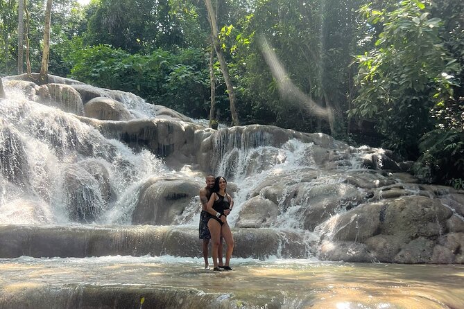 Dunn's River Falls Jamaica/Montego Bay/Falmouth - Inside the Park: Climbing the Falls with Safety in Mind