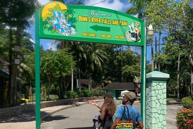 Dunn's River Falls, Zipline Adventure from Kingston - How the Kingston Pickup Turns Into a Real Day Out