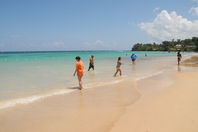 Dunns River Falls and Blue Hole Ocho Rios - Optional lunch and shopping, how to spend smart without losing time