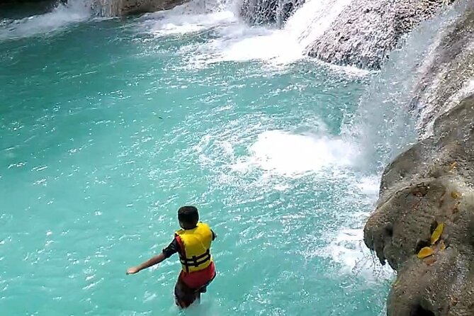 Dunns River Falls & Blue Hole Combo from Montego Bay with Pick Up - Who this tour is best for