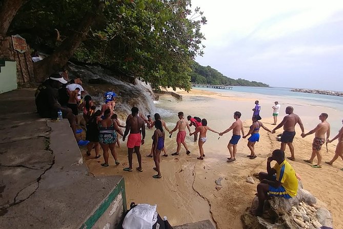 Dunns River Falls Scenic Tour - Climbing Dunn’s River Falls With the Right Gear and the Right Pace