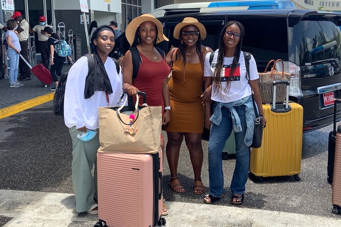 EXCLUSIVE AIRPORT / CRUISE PORT TRANSFER 1-4 Pax - Who you will be driving with, and what “punctual” means here