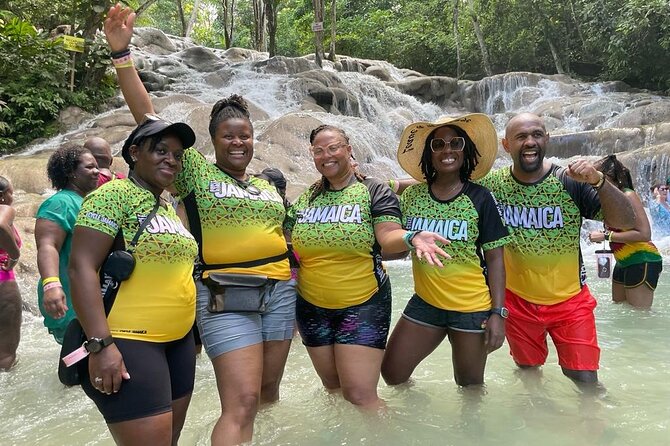 Exhilarating Dunn's River Falls Guided Tour from Ocho Rios hotels - The Waterfall Entrance Experience, What “Climb With a Guide” Actually Means