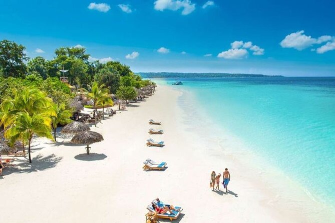Experience Negril Seven Mile Beach & Jamaica's Famous Ricks Café - Damian and the Guide Experience: Commentary That Adds Context