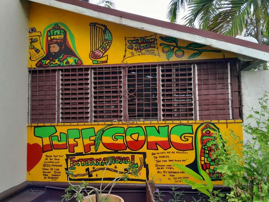Explore Downtown Kingston and New Kingston: - Key points I’d build your expectations around