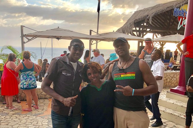 Explore Montego Bay Jamaica to Negril Beach & Ricks Cafe Sunset - Your ride experience: comfort, pace, and guide personality