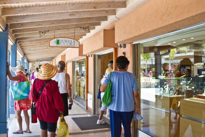 Falmouth Shopping and Lunch Tour - The guide team and service energy that make or break the day