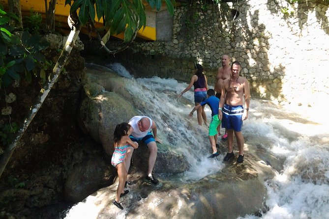 Falmouth Shore Excursion Dunn's River Falls - Dunns River Falls: climb the terraces or take the scenic route