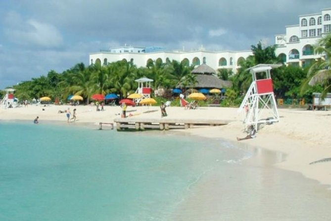 Falmouth Shore Excursion: Historic Sightseeing Tour and Doctor's Cave Beach - What the van time means for your day