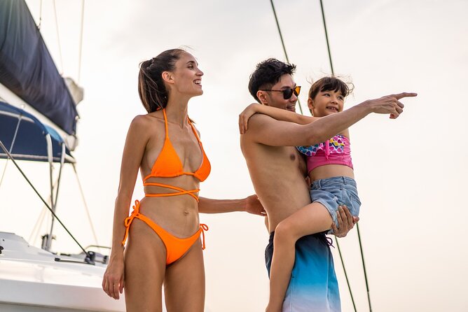 Family Catamaran Cruise from Jamwest Beach Negril Hotels - Jamwest Beach first: how to use your time ashore