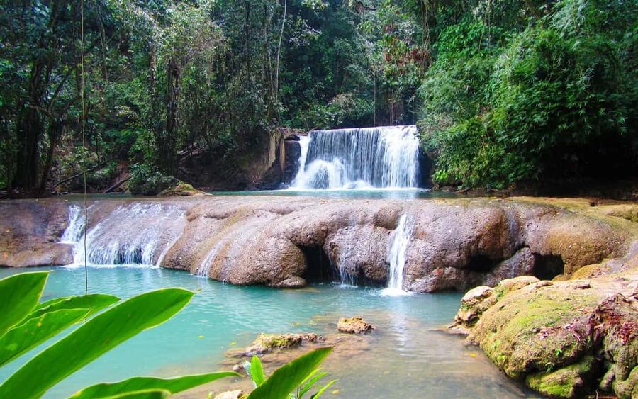 Floyd’s Pelican Bar, Ys Falls and Black River Safari Tour - Floyd’s Pelican Bar on Parottee Bay, Drinks With a View
