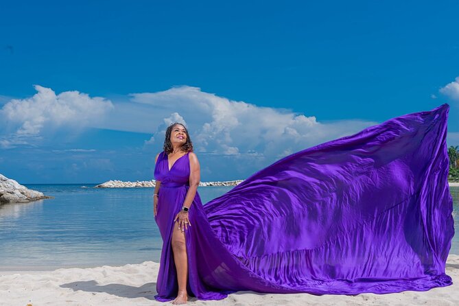 Flying Dress Photoshoot at Doctors Cave Beach Montego Bay Jamaica - Austin and Martin’s photo coaching: why it improves your final results