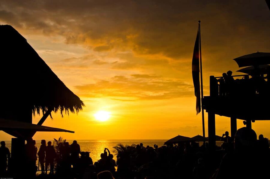 From Montego Bay/Falmouth: Negril Beach Catamaran Cruise - Drinks, Snacks, and the Crew That Keeps It Fun