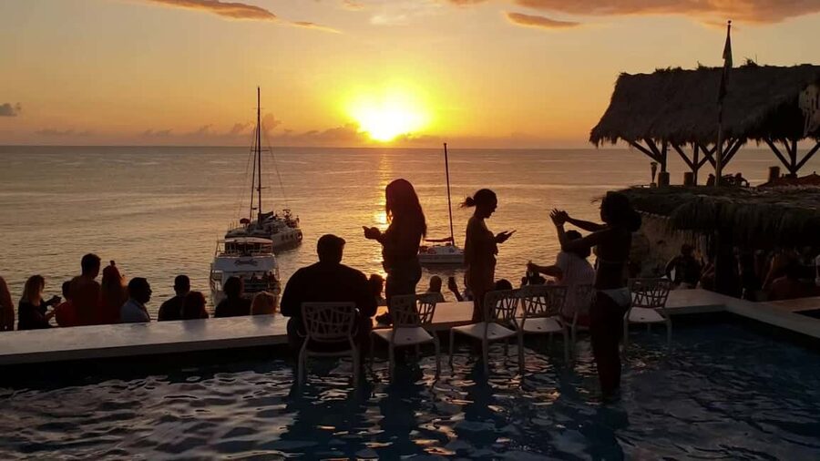 From Montego Bay: Negril Beach & Rick's Cafe Sunset Day Trip - Who this day trip is best for, and who might want a different day