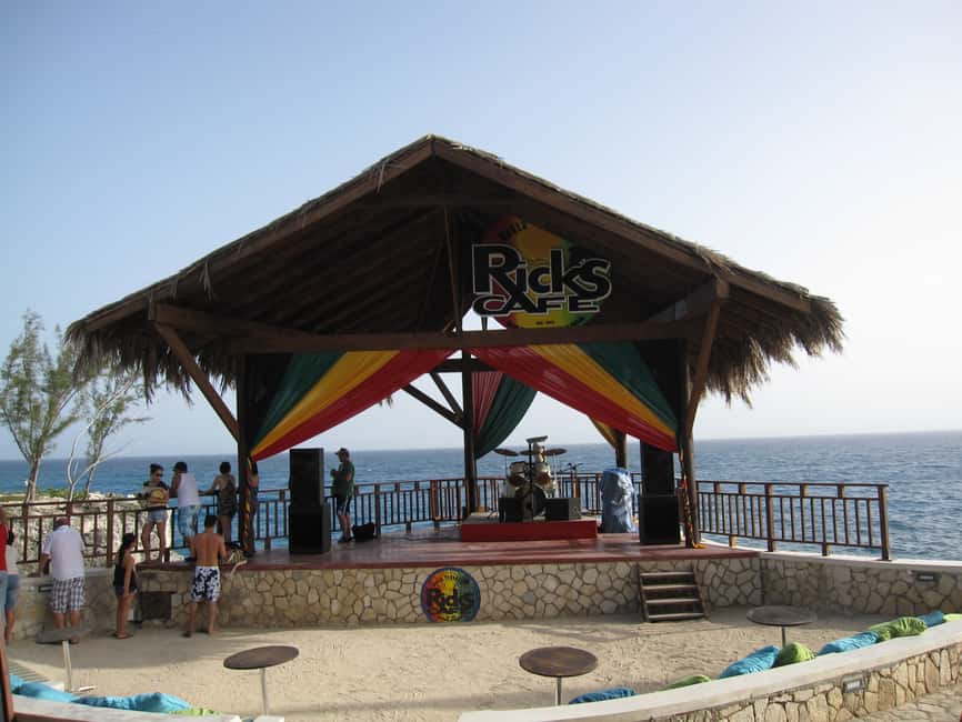 From Montego Bay: Negril Day Trip and Rick's Café Sunset - Leaving Montego Bay for Negril, with a private, flexible pace