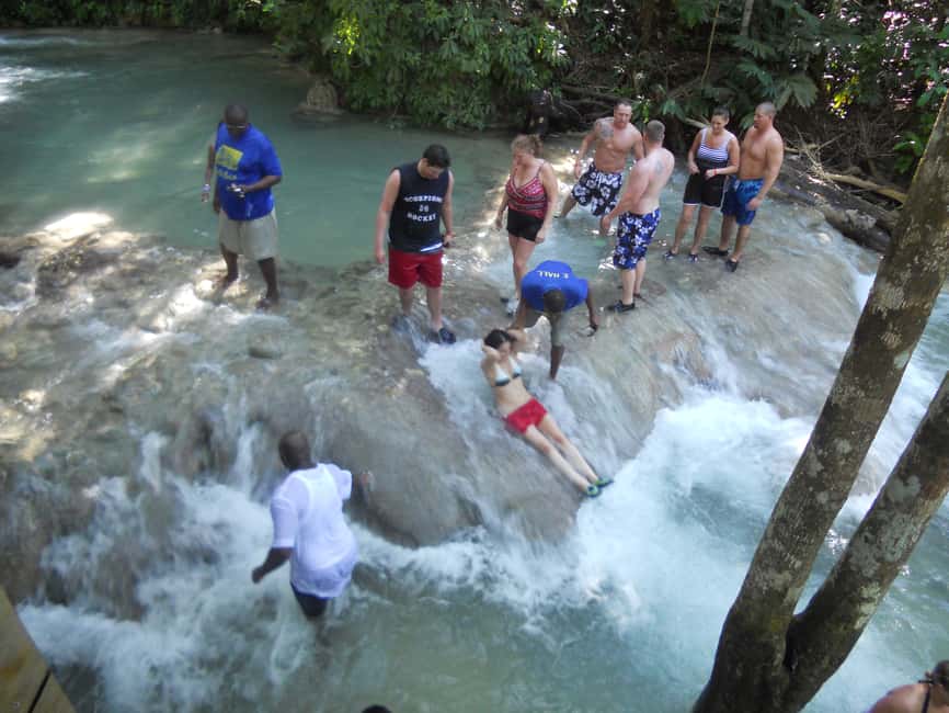 From Ocho Rios: Bob Marley & Dunn’s River Falls 6/7Hour Tour - Visiting Bob Marley’s childhood home in Nine Miles