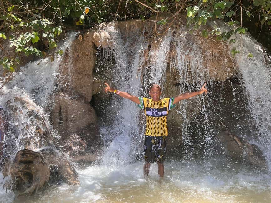 From Ocho Rios / Runaway Bay: Day Trip to Dunn's River Falls - Key Highlights at a Glance