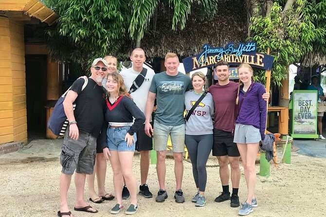 Full Beach Day Negril Beach & Rick Cafe - Private group comfort and how guide Shamar helps the day feel smooth