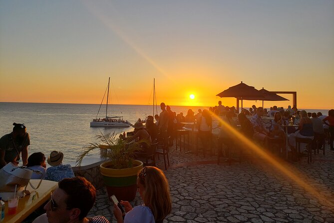 Full-Day Negril & Ricks Cafe Sunset Tour from Montego Bay - Your Budget Reality Check for Meals and Bar Spending