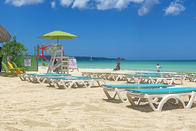 Full Day Tour of Negril Beach: Margaritaville & Rick's Cafe Live - Margaritaville Negril, beach food and optional activities
