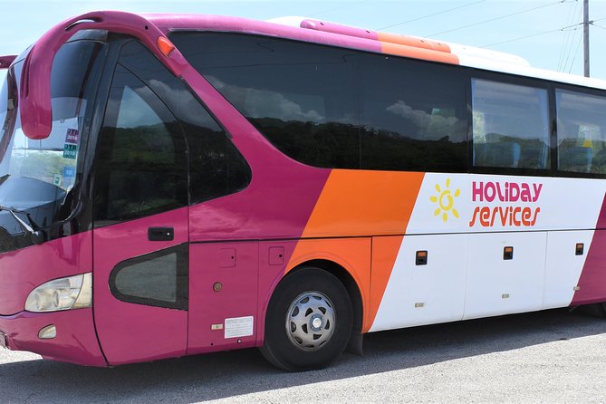 Group Private Kingston Airport Transfers (4 - 9 Persons) - The Big Caution: Match Kingston Hotels to Your Reservation
