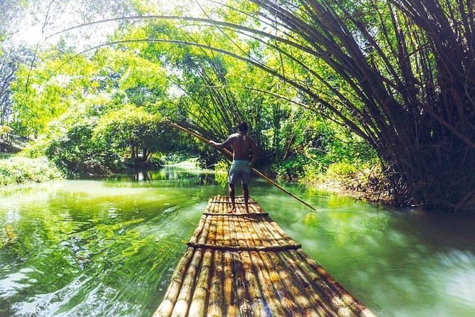Half-Day Martha Brae River Rafting Tour from Ocho Rios - Getting from Ocho Rios to the River: Air-Conditioned Pickup That Actually Matters