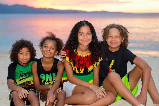 Hire Photographer, Professional Photo Shoot - Montego Bay - Pick the right hour package: solo, couples, bachelorettes, and families