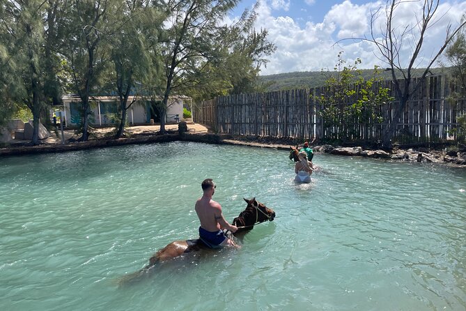 Horseback Ride and Swim Tour In Montego Bay - Time Add-Ons: Shopping, Sightseeing, and Lunch on Your Own
