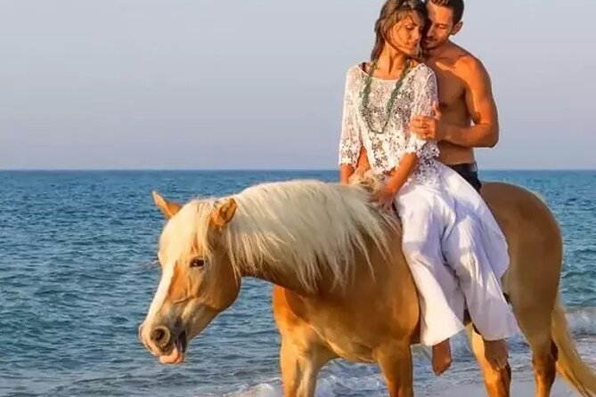 Horseback Riding and Bamboo Rafting from montego Bay and Falmouth - Bamboo Rafting on the White River: A Relaxed Float With Guide Entertainment