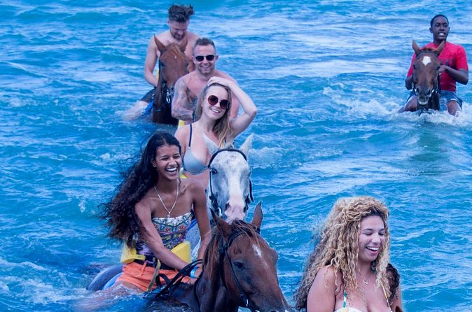Horseback Riding/Zipline Combo Tour at Chukka Ocean Outpost with Transportation - Should You Book This Horseback and Zipline Combo at Chukka?