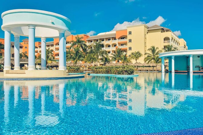 Iberostar Rose Hall Private Airport Transfer - Air-Conditioned Comfort and Luggage Space for Groups Up to 15