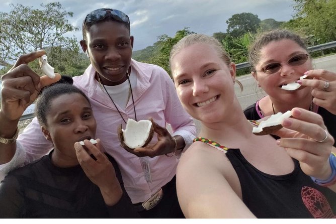 Jamaica Martha Brae River Rafting/Dunn’s River Falls Private Tour - Private tour perks: choosing your pace, lunch, and shopping time