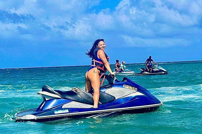 Jet Ski in Montego Bay - How pickup and private group time changes the feel