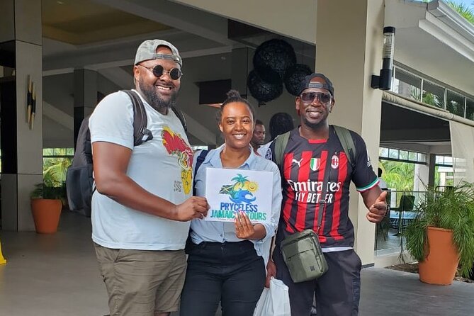 Jewel Grande, Hyatt Zilara & Ziva Hotel-Private Airport transfer - Pickup and drop-off: how to set yourself up for a smooth handoff