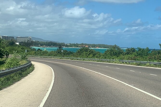 Kingston Airport Pick up/ Drop off (Norman Manley Int) - Private service for your group only