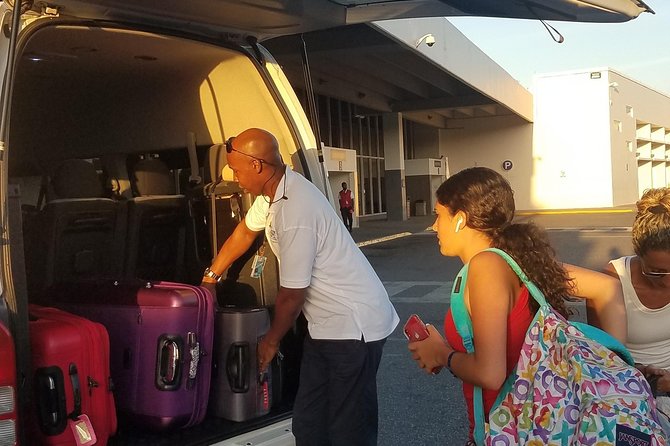 Kingston Round Trip Airport Transfers to Ocho Rios - What You Actually Get During the Ride
