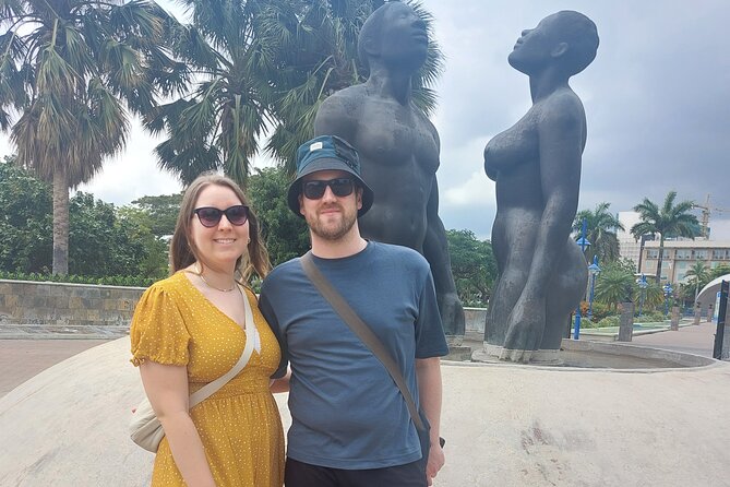 Kingston Unfiltered! A Walking Tour that will make you say wow. - Markets for crafts and real haggling energy
