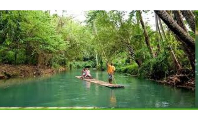 Lethe River Bamboo Rafting with Limestone Massage - Bring this, wear that: making a river day feel easy