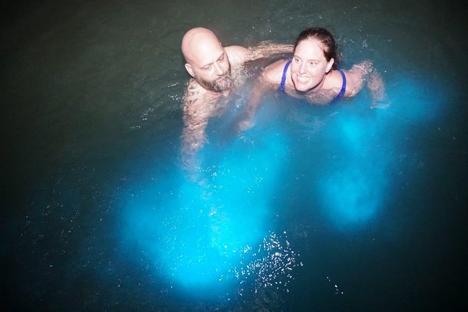 Luminous Lagoon Small Group Tour from Ocho Rios - How the Lagoon Glow Works (And What to Watch for While You’re On the Water)