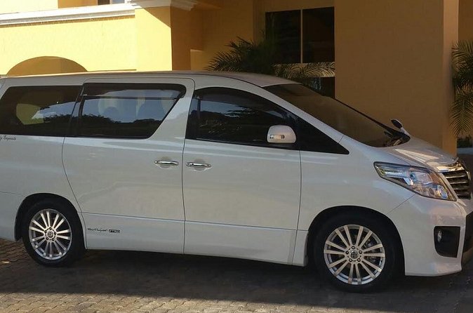 Luxury Bahia Principe Jamaica Private Airport Shuttle - Luxury Bahia Principe Jamaica Drop-Off and Easy Departures