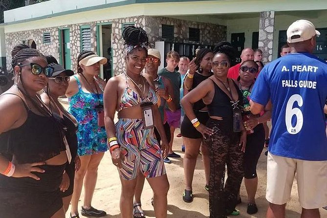 Martha Brae and Dunn’s River Falls Day Tour - The Drive Between Stops: Sightseeing and Built-In Waiting Comfort