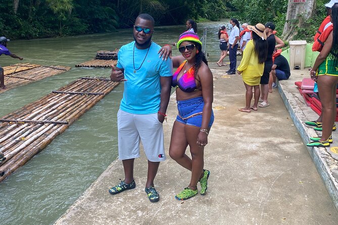 Martha Brae Bamboo Rafting Experience From Montego Bay - Coconuts and Red Stripe beer: what is offered and how to plan
